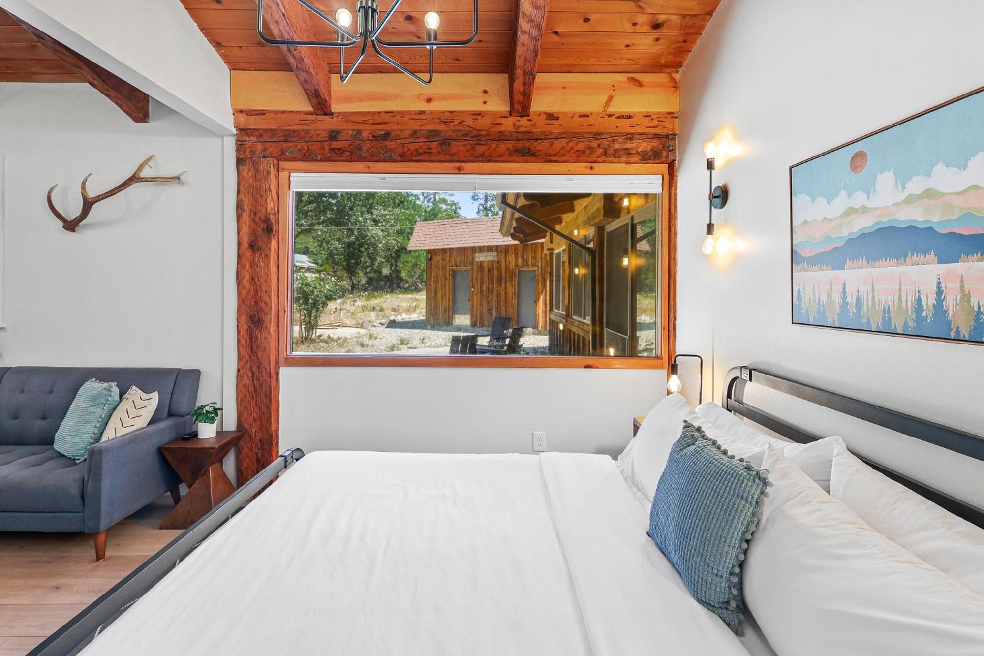 Basecamp Lodge موونت شاستا الغرفة الصورة