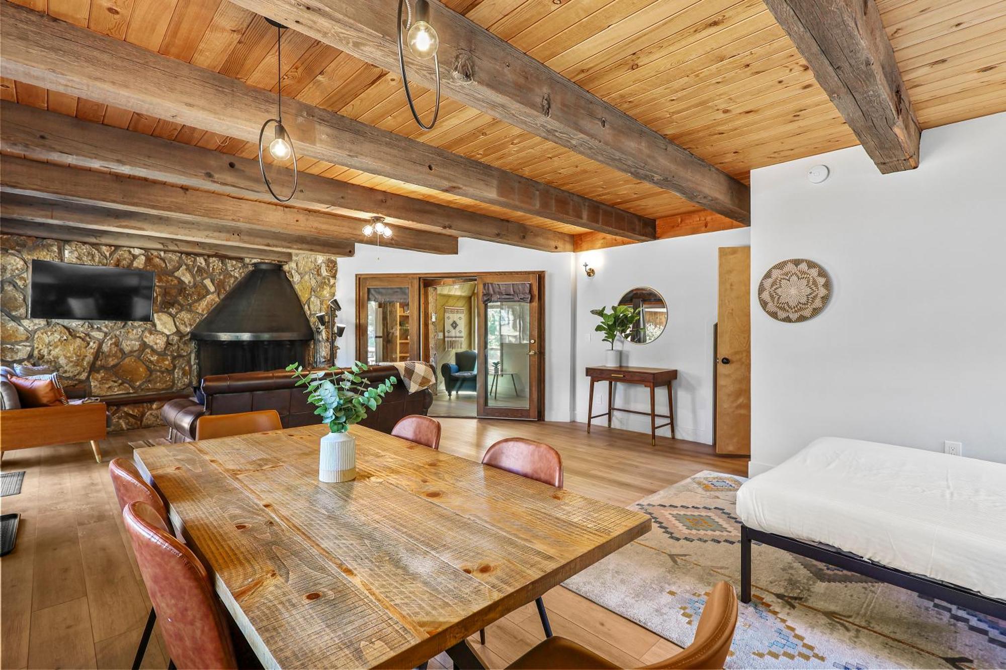 Basecamp Lodge موونت شاستا المظهر الخارجي الصورة